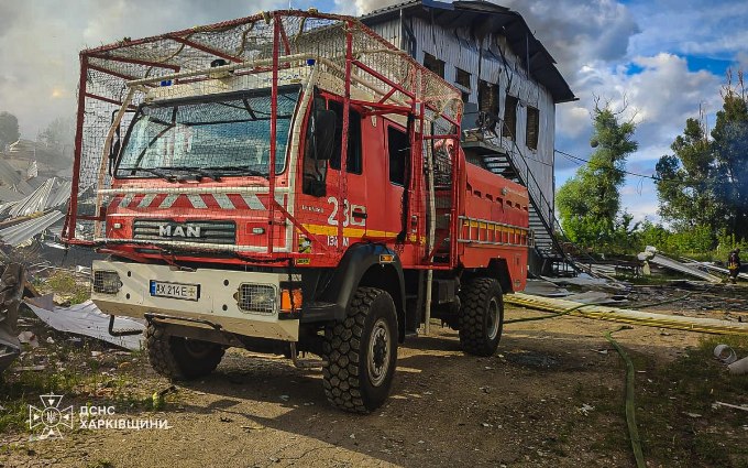 Новини Харкова: ДСНС показала наслідки авіаудару по Ізюму